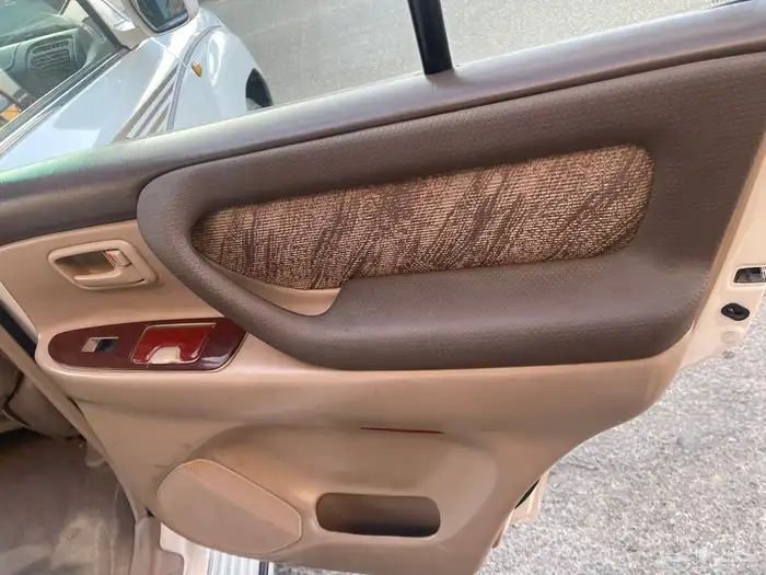 جيب تويوتا 2002 بودي بلد 12