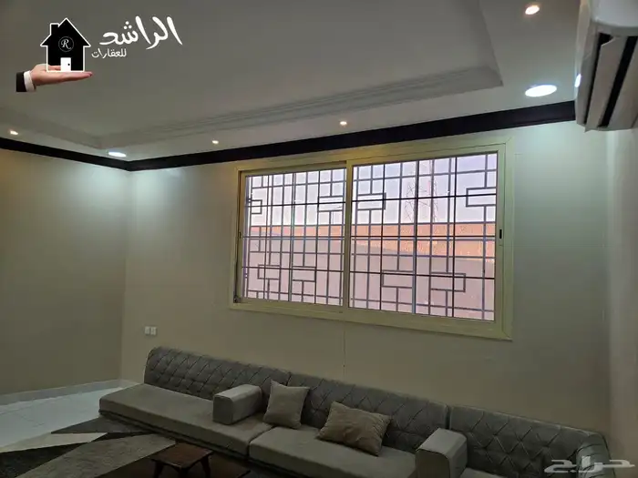 فيلا للبيع بحي المروج بعنيزة 5