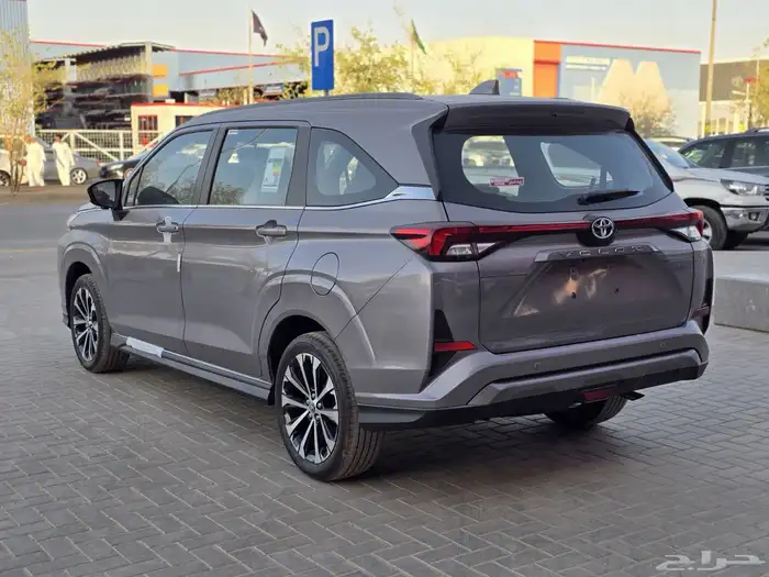 تويوتا فيلوز GLX موديل 2025 الاقل سعرا 4