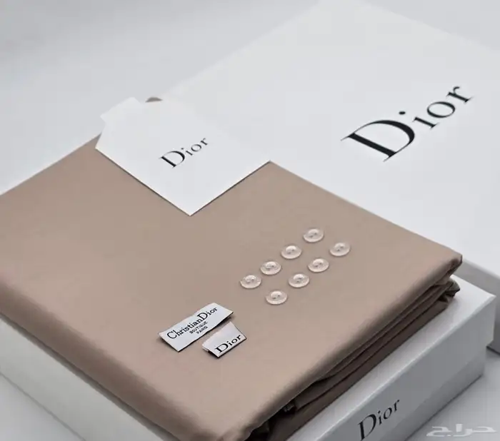 أقمشه رجاليه شتويه خليه ماركة جفنشي وماركات أخرى متنوعه 16