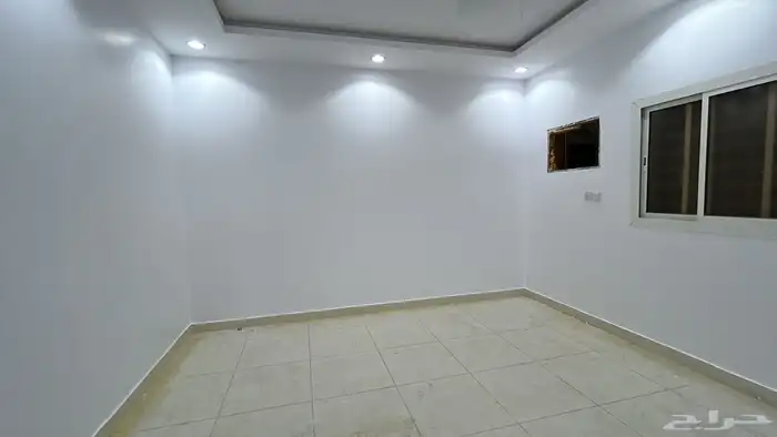 شقه للايجار في حي السلام لعريس 4 غرف 3