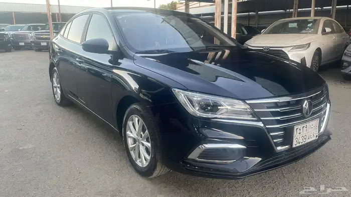 ام جي 5 2023 استاندر شبه الاصفار 0