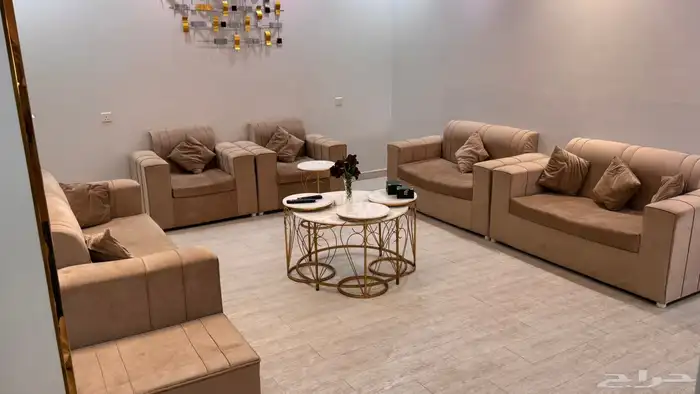 يوجد الأثاث للبيع 0