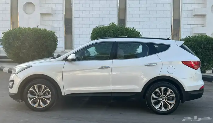 هونداي سنتافي 2016 (بحالة ممتازة) 9