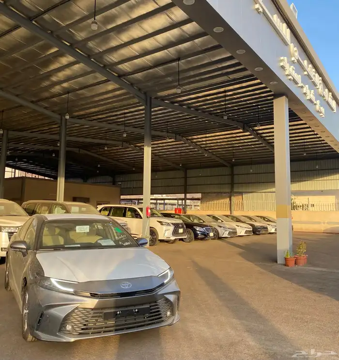 كامري 2025 E ستاندر تيتانيوم بنزين 0