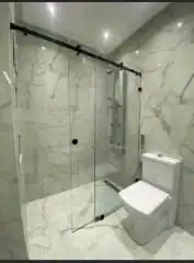 شاورات زجاج.   قواطع زجاج.   حواجز. زحاج 7