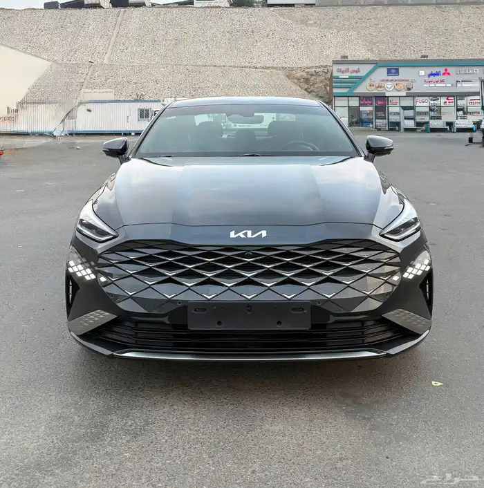 كيا K8 2022 ( بنزين ) فل كامل بدون بانوراما للبيع 1