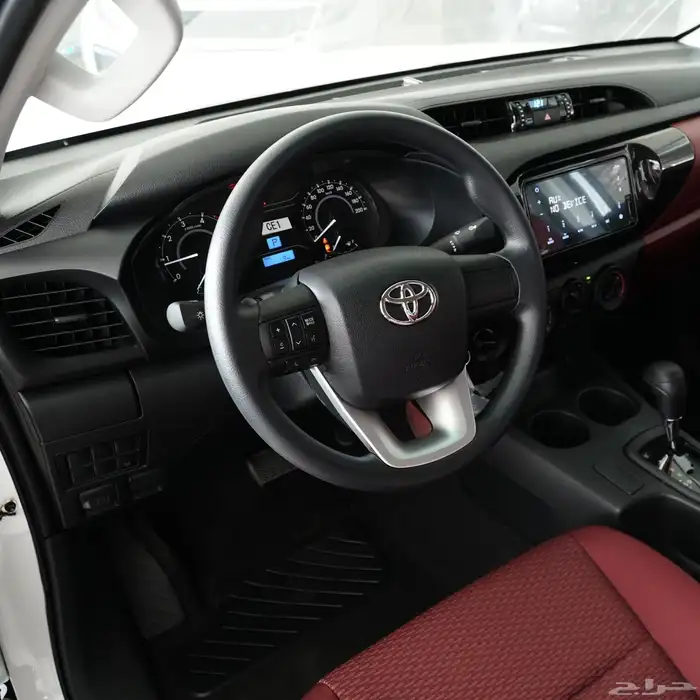 هايلوكس سلق DLX ديزل موديل 2025 6