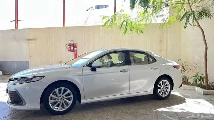 كامري GLE 2021 (نصف الفل) فطيمي بدون فتحة 1