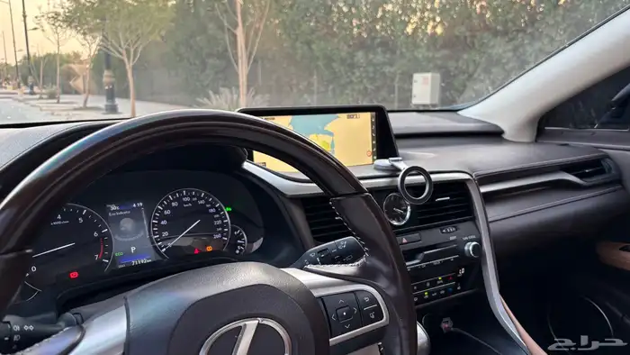 Lexus RX 350 2019 وارد عبداللطيف جميل( بحالة الوكالة) 4