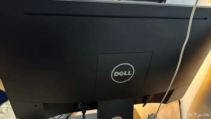 شاشة ديل بحالة ممتازه 2