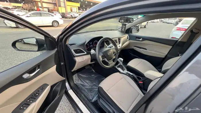 اكسنت 2023 استندر 1.6 بنزين 12