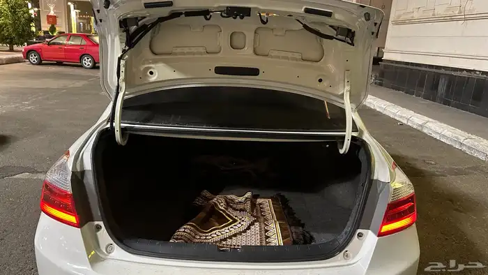 للبيع اكورد 2014 استاندر 7