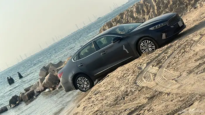 كيا كادنزا 0