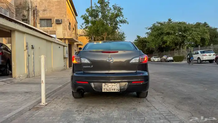 مازدا 3 نظيفة 2013 1