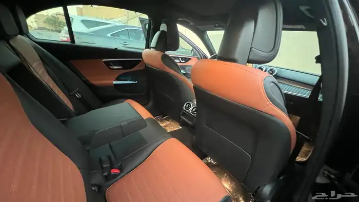 مرسيدس c كلاس 2023 وارد الجفالي 4