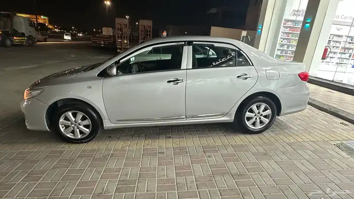 كورولا 2012 القير اوتوماتيك 10