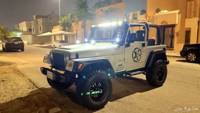 للبيع جيب رانجلر 12