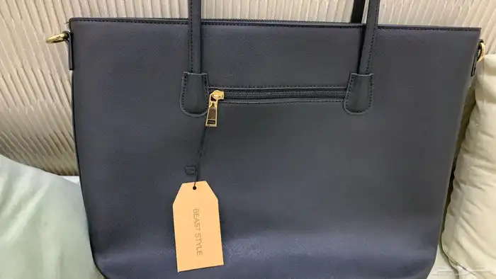 شنطة نسائية كبيره 2