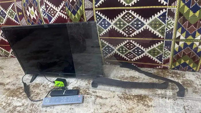 تلفزون مع شاشة حمايه 0