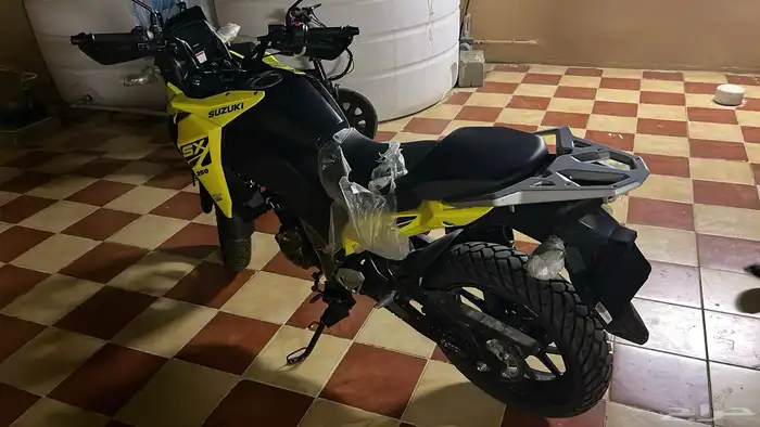 دباب ادفنشر سيزوكي 1