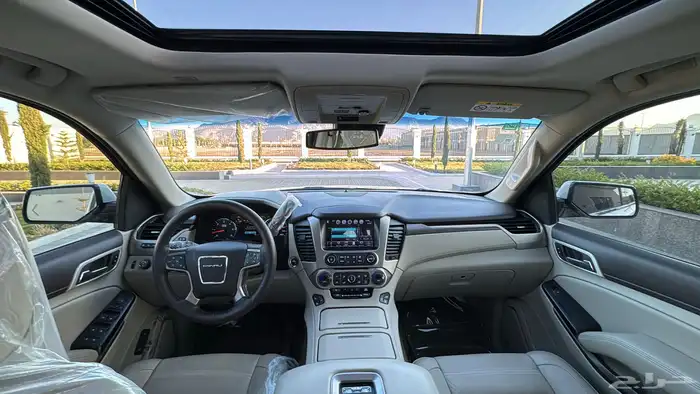 يوكن GMC دينالي فل كامل سعودي مخزن 2018 26