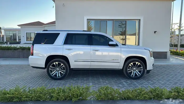 يوكن GMC دينالي فل كامل سعودي مخزن 2018 4