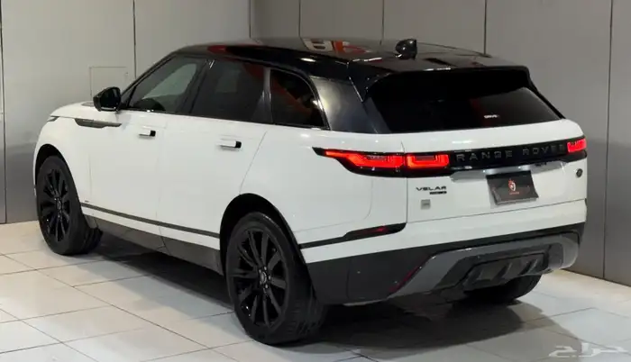 رنج روفر فيلار 2020 بحالة نظيفة 7