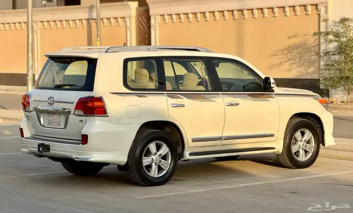 جيب لاند كروزر GX.R موديل 2014 فل الفل فل كامل نضيف 11