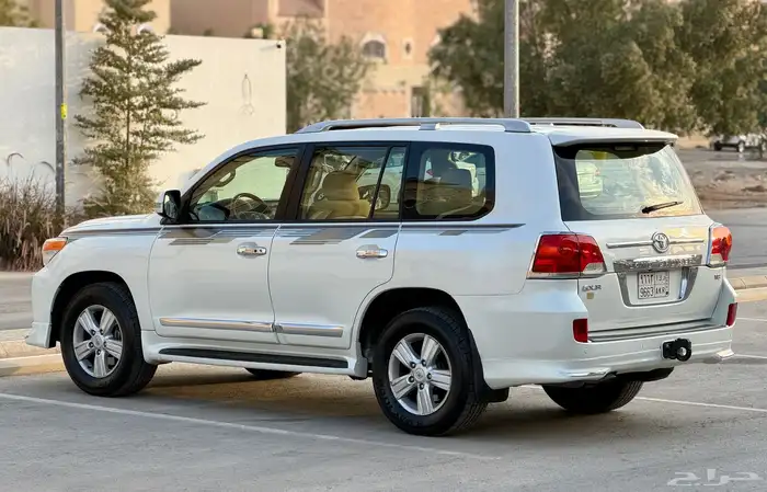 جيب لاند كروزر GX.R موديل 2014 فل الفل فل كامل نضيف 7