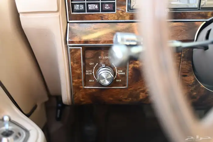 لينكون تاون كار 1981 مخزن 12