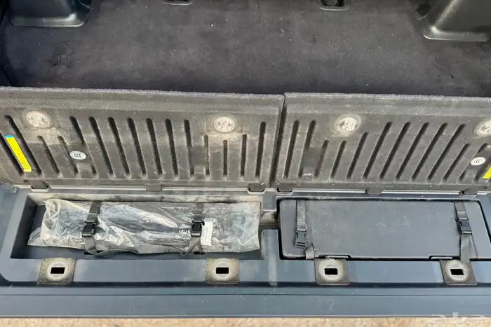 للبيع جيب لكزس 2016 ((DD))(بريمي) ((نظيف جدا )) 62