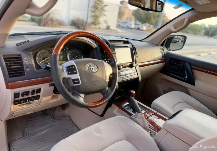 جيب لاند كروزر GX.R موديل 2014 فل الفل فل كامل نضيف 16