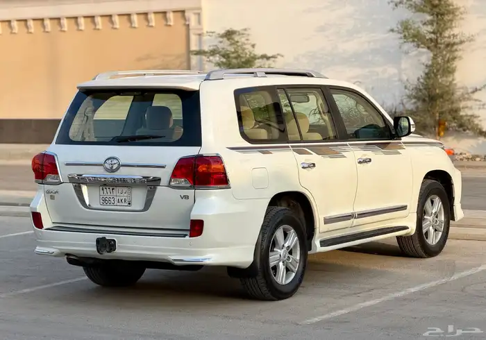 جيب لاند كروزر GX.R موديل 2014 فل الفل فل كامل نضيف 10