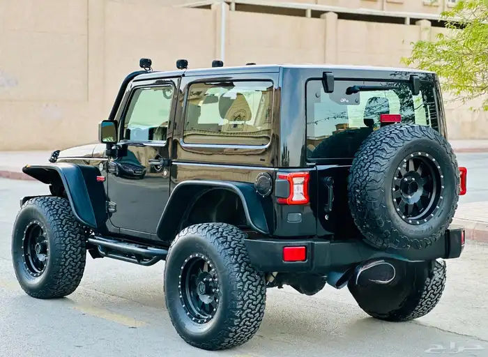 جيب لانجلر ((2016))بحاله ممتازه 4