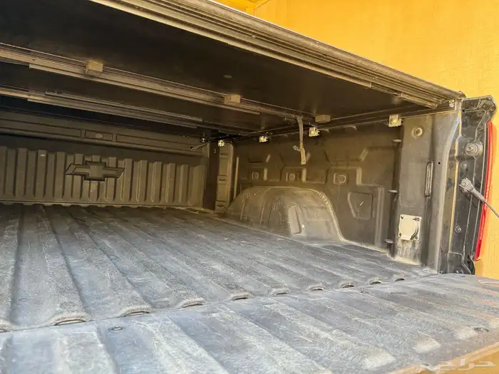 سفروليه سلفرادو Z71 المديل 2022 تريل بوس فيس لفت 19