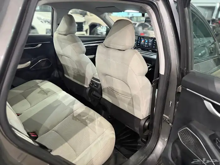 للبيع جيلي امجراند 7 موديل 2024 نص فل 27