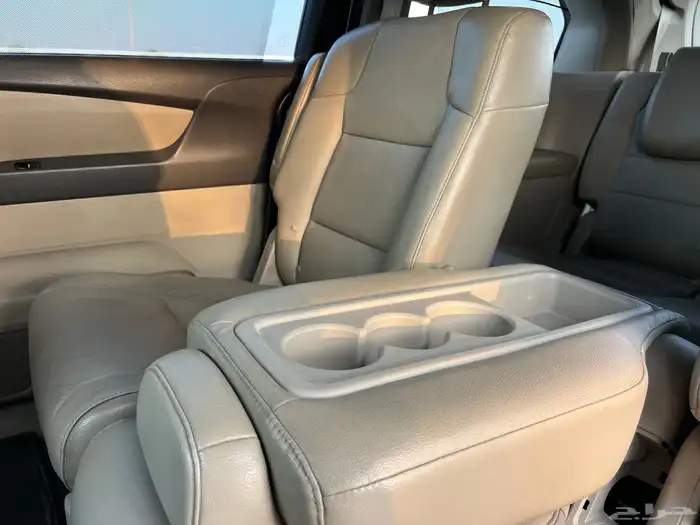 هوندا اوديسي فل كامل موديل 2014 34