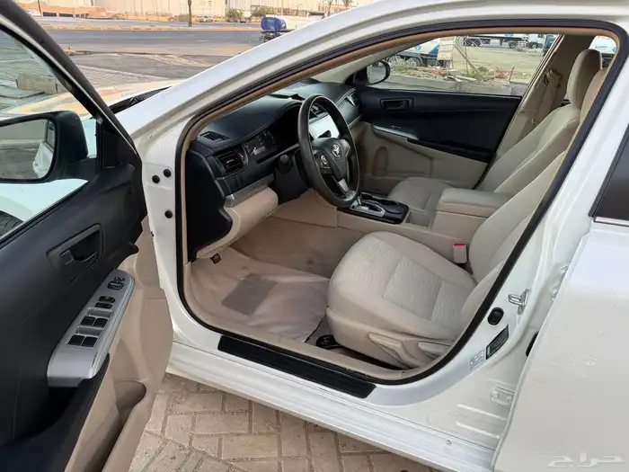 كامري مخزن 2016 ماشيه 190 الف بودي وكاله 8