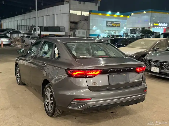 للبيع جيلي امجراند 7 موديل 2024 نص فل 3