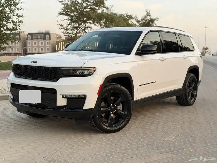 جراند شيروكي بلاك اديشن 2023 Altitude 5