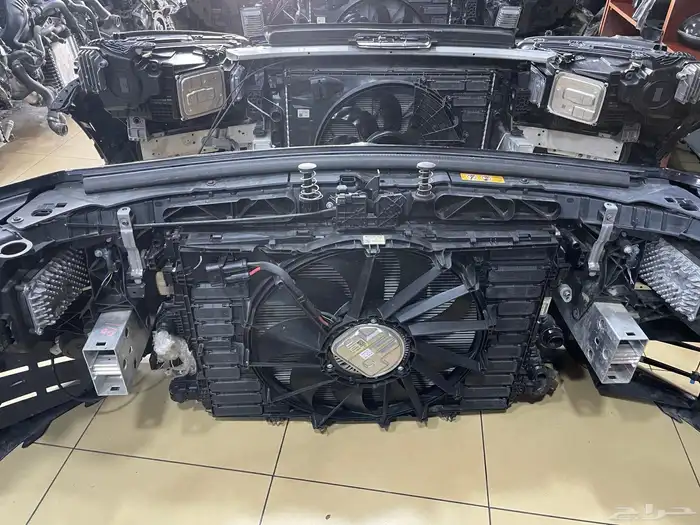 قطع غيار مستورد مرسيدس بنزين وهايبرد 5