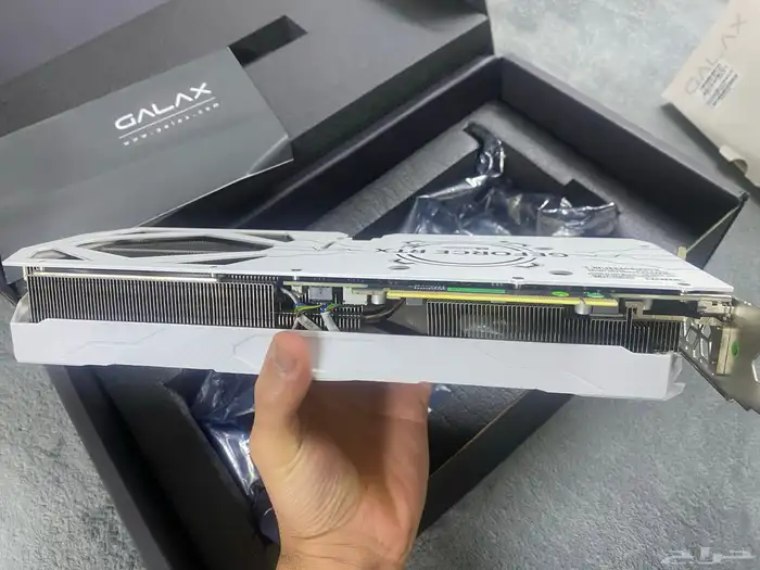 كرت شاشة 4070 لون ابيض 3