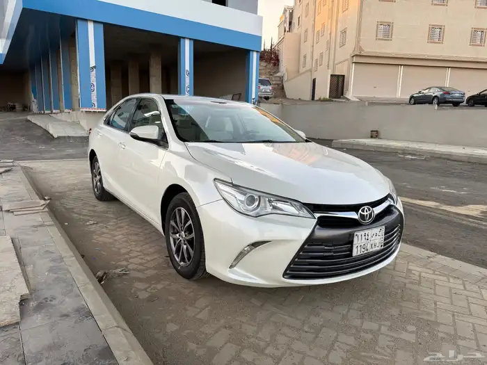 كامري مخزن 2016 ماشيه 190 الف بودي وكاله 0