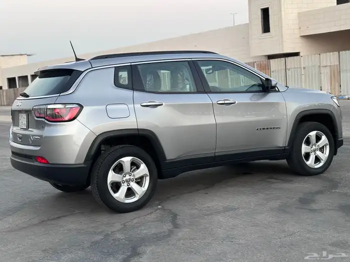 جيب jeep كومباس 2020 عداد 10 الف 53