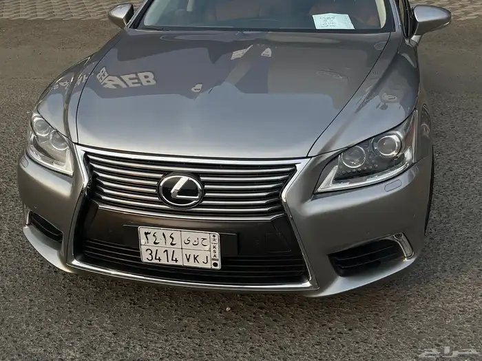لكزس LS460 2015 لارج 10