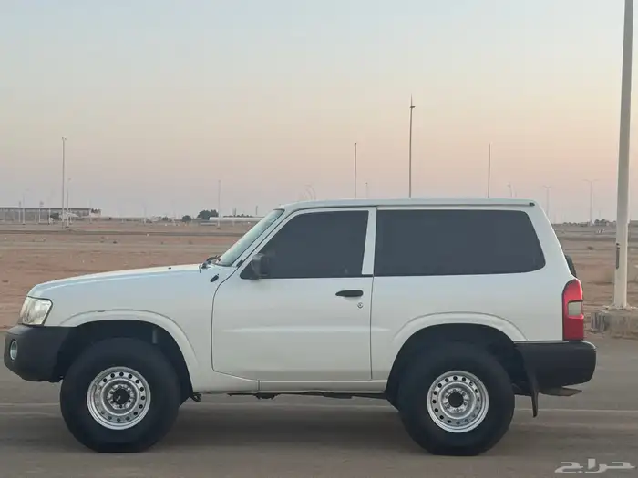 باترول ربع 2009 بحالة ممتازة 8