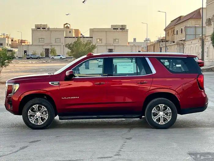 جي ام سي 2023 Sle - عنابي نظيف جدا 4