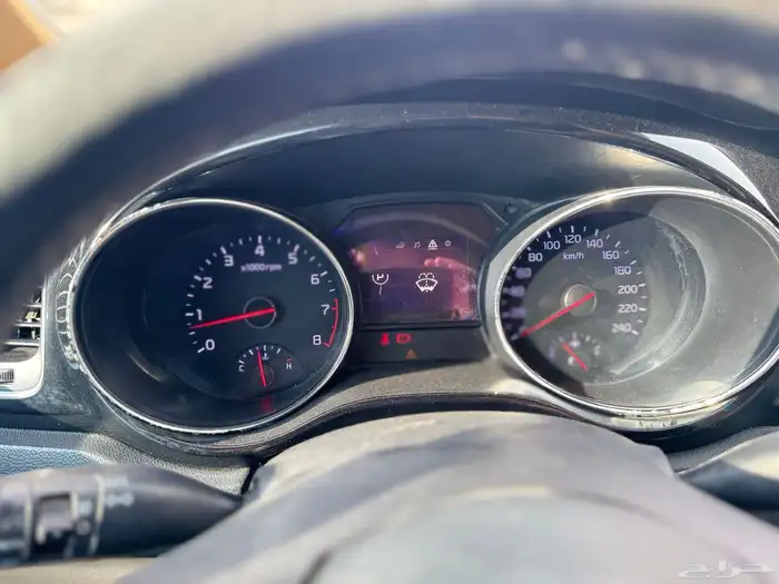 للبيع كرنفال موديل 2016 نص فل 8