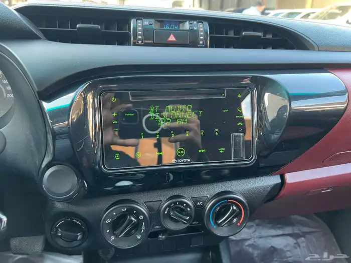 هايلوكس ديزل 2024 قير اوتوماتيك نظيف جدا لدى قمة الاطلال 22